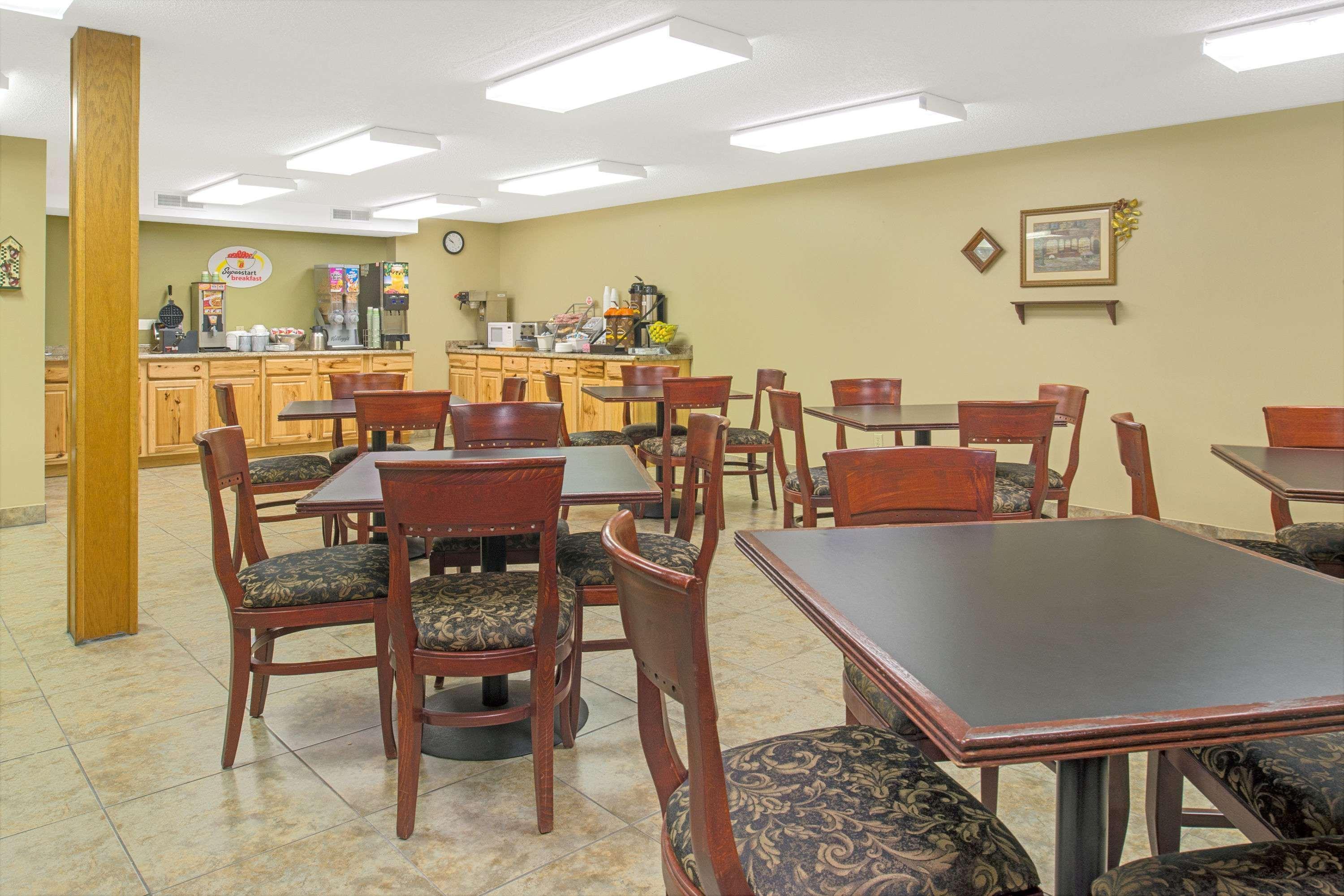 Super 8 By Wyndham St. Clair Mo Saint Clair